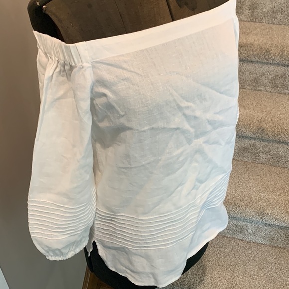 Ann Taylor 💯 linen white top. Wild West Whites. Summer linen size XSP. Petites - Picture 2 of 11